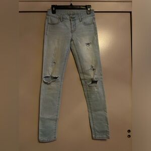 American Eagle Outfitters distressed jeans. Light wash. Size 0 Regular.